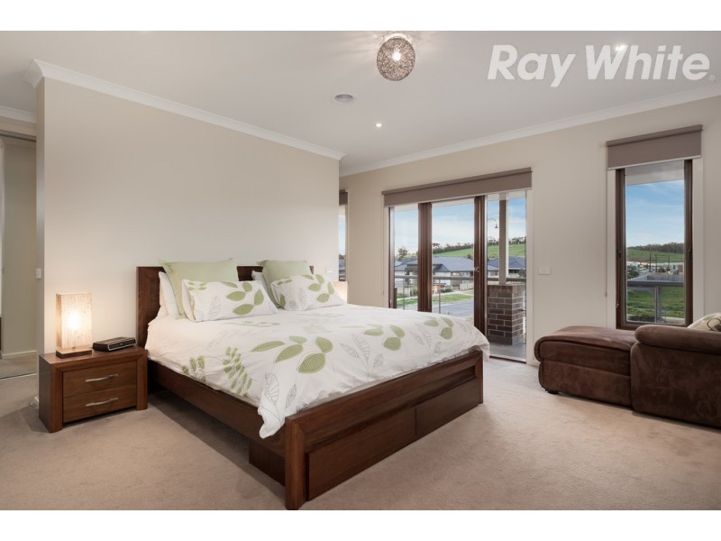 2 Barrett Place, Doreen VIC 3754