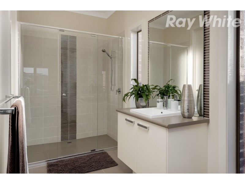 2 Barrett Place, Doreen VIC 3754