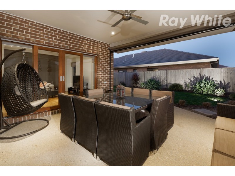 2 Barrett Place, Doreen VIC 3754