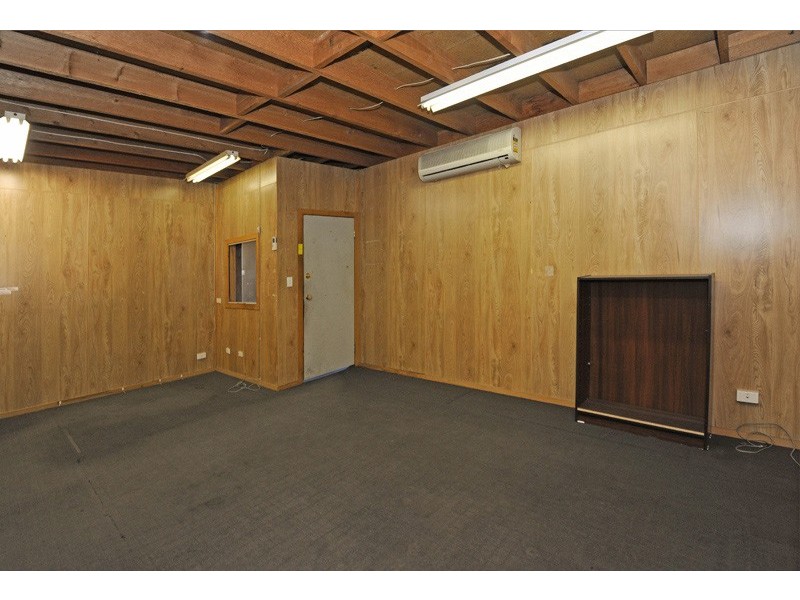 3/4 Brand Drive, Thomastown VIC 3074