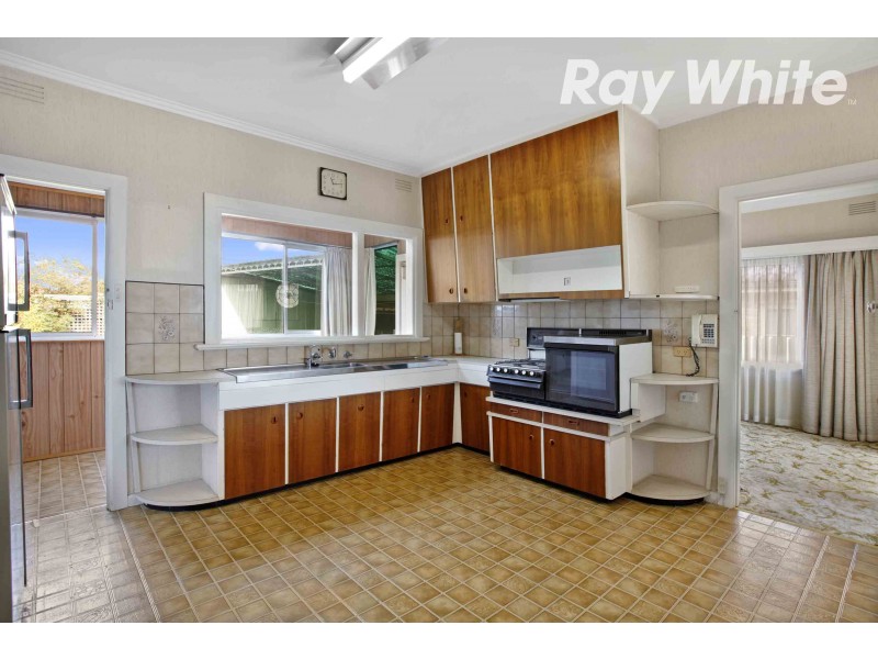 37 Fulham Grove, Reservoir VIC 3073