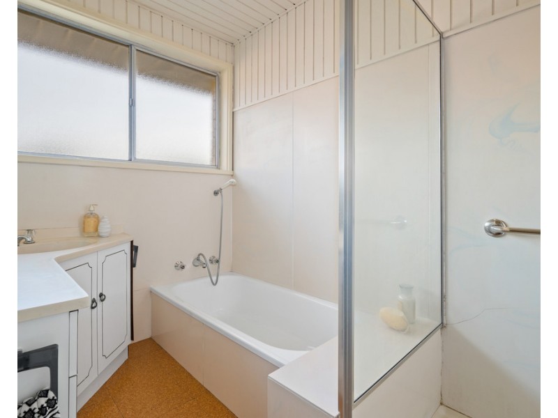 134 Greenwood Drive, Bundoora VIC 3083