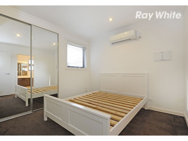 1/34 Dunne Street, Kingsbury VIC 3083