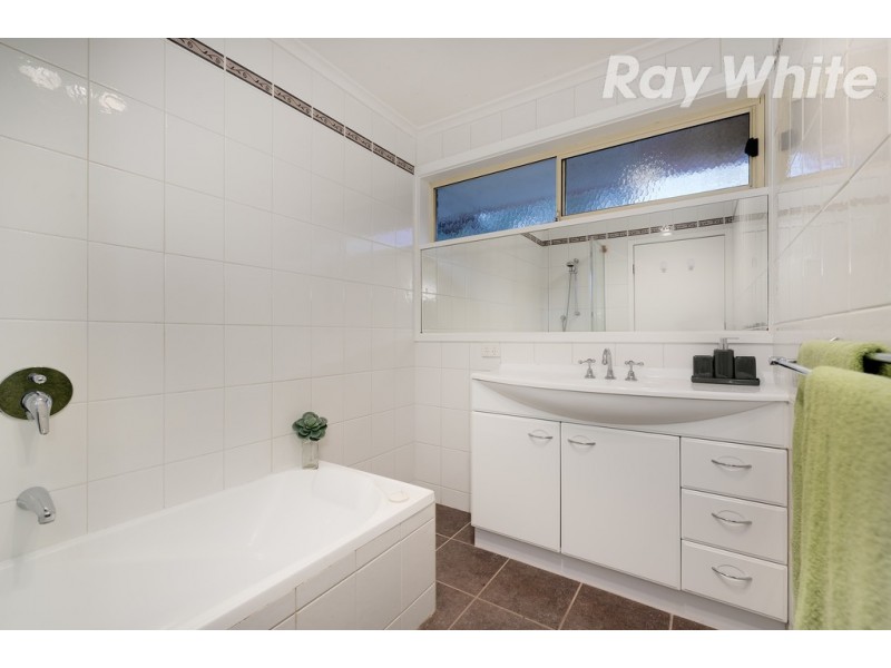 41 Sharpes Road, Watsonia North VIC 3087