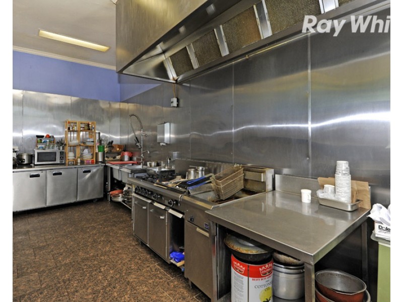 7 Menana Road, Glenroy VIC 3046