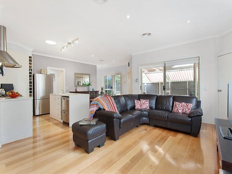 13 Henry Street, Keilor East VIC 3033