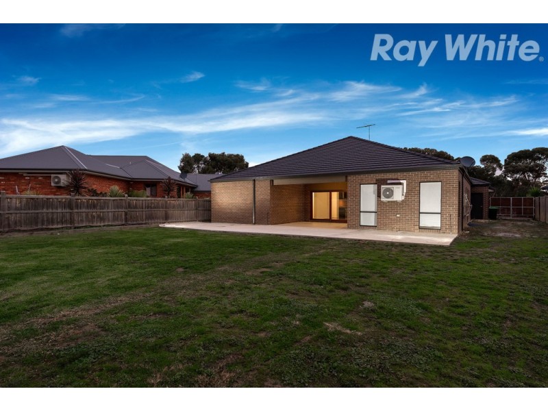 2 Saintly Drive, South Morang VIC 3752