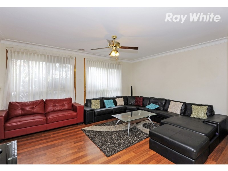 24 Friendship Avenue, Mill Park VIC 3082