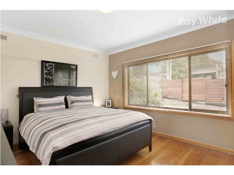 75 St Vigeons Road, Reservoir VIC 3073