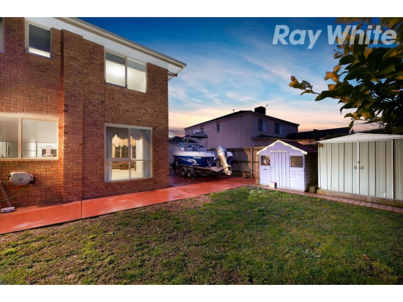 17 Henry Cable Court, Mill Park VIC 3082