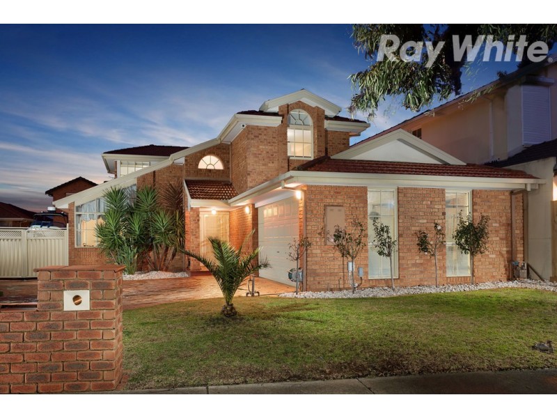 17 Henry Cable Court, Mill Park VIC 3082