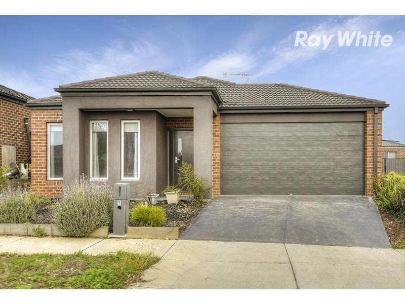 9 Strachan Rise, Mernda VIC 3754