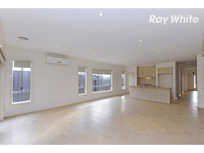 9 Strachan Rise, Mernda VIC 3754