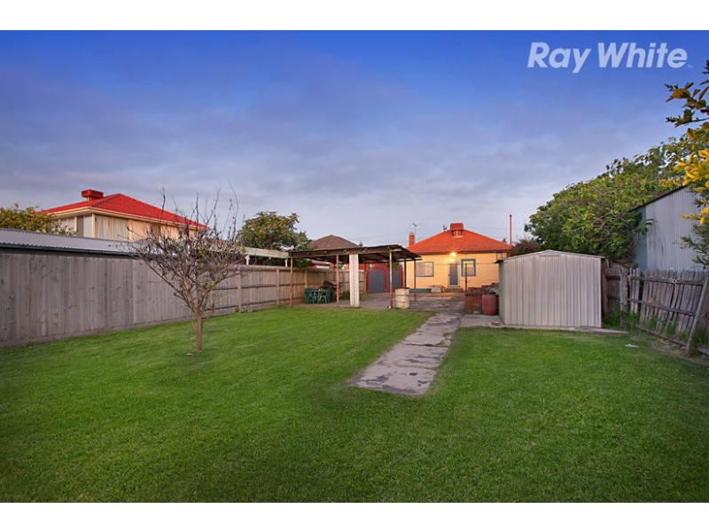 1 Compton Street, Reservoir VIC 3073