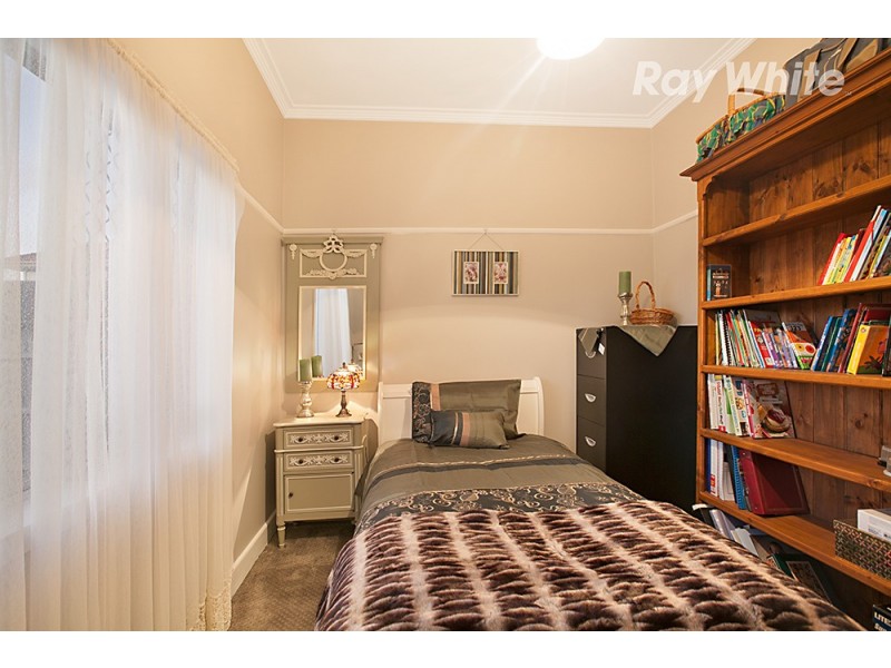 1 Compton Street, Reservoir VIC 3073