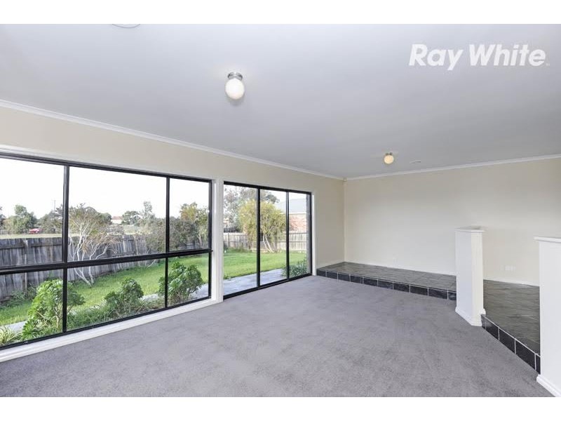 31 Bedingham Drive, Hillside VIC 3037