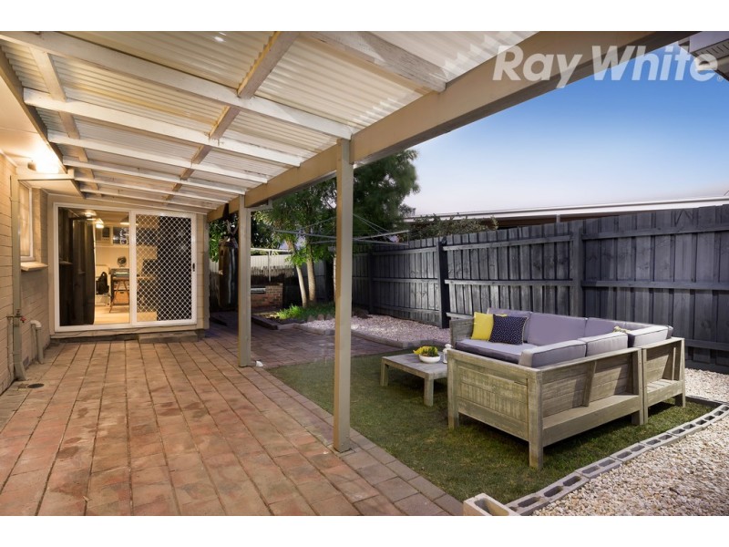 8 Ronald Court, Watsonia North VIC 3087