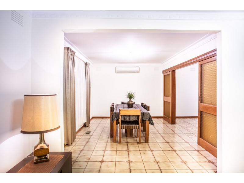 13 Swindon Court, Lalor VIC 3075