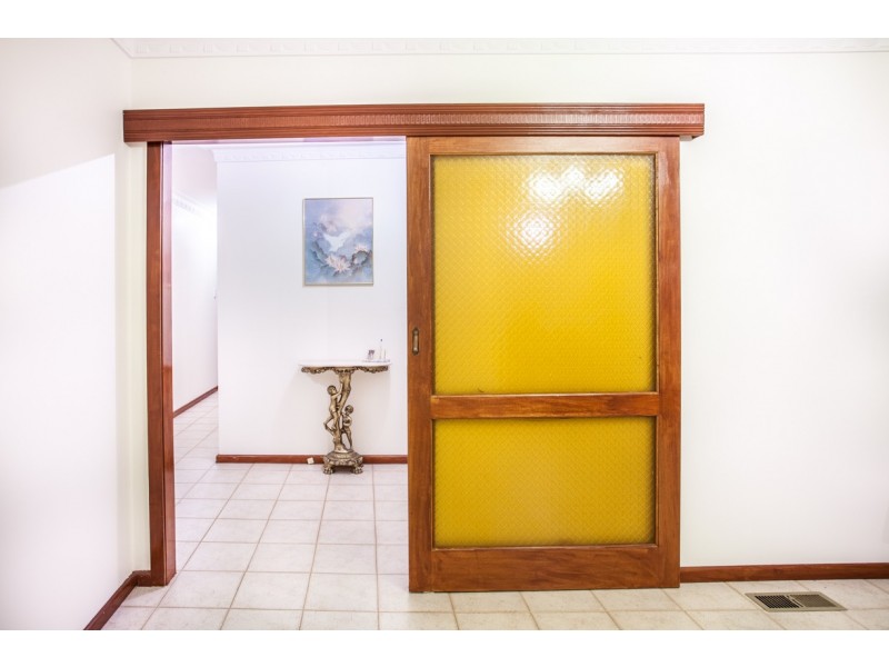 13 Swindon Court, Lalor VIC 3075