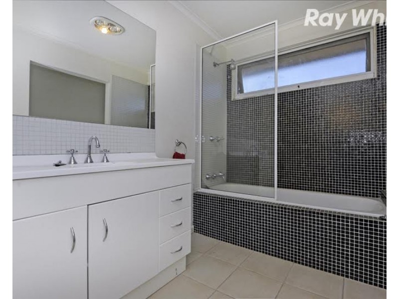 43 Glenn Crescent, Bundoora VIC 3083