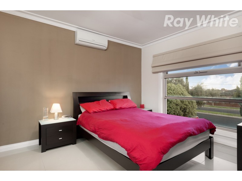 44 Barry Road, Thomastown VIC 3074