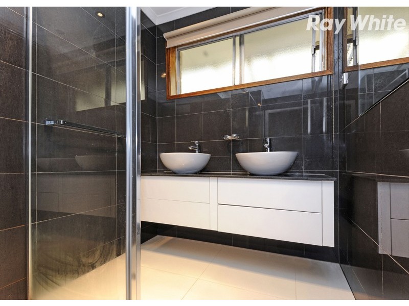 10 Maroondah Terrace, Bundoora VIC 3083