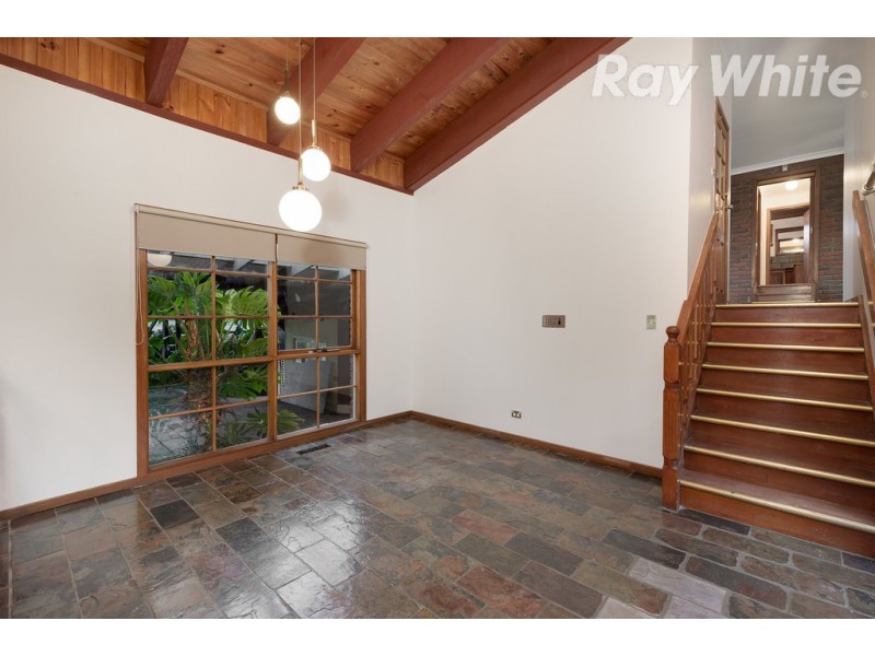 3 Heroic Court, Mill Park VIC 3082