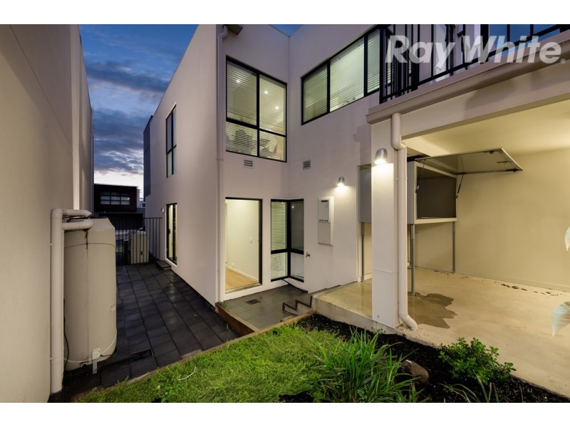 16 Portrait Way, Coburg North VIC 3058