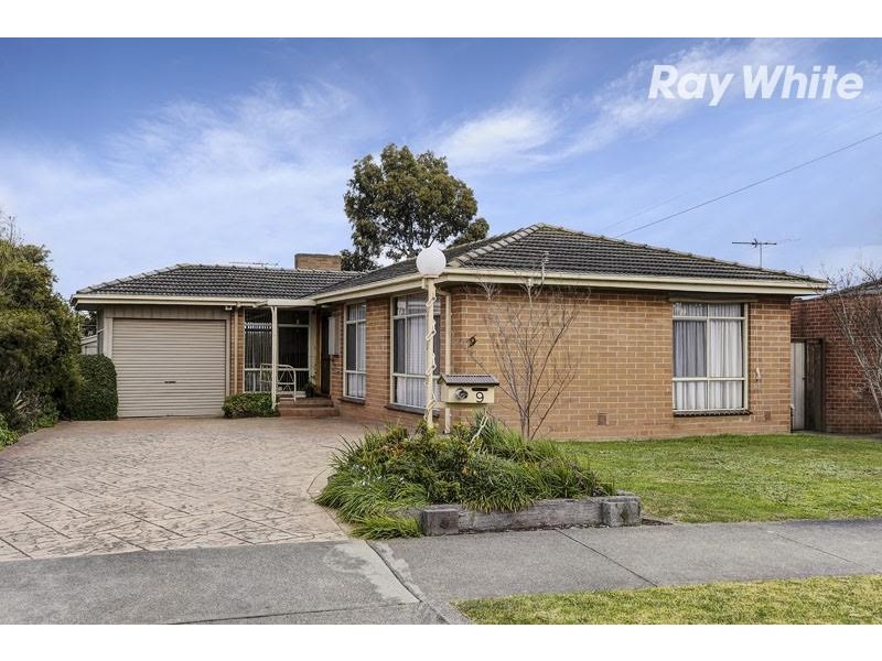 9 Cash Street, Kingsbury VIC 3083