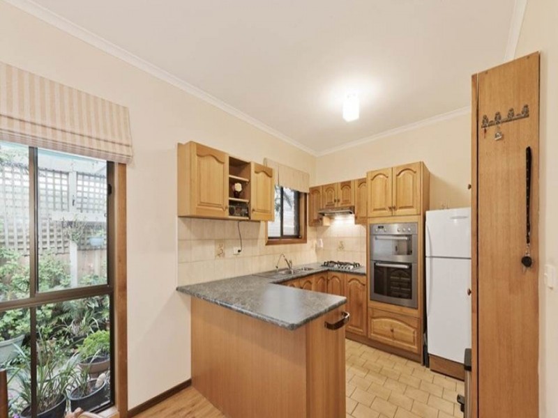 2/37 Greenhills Road, Bundoora VIC 3083