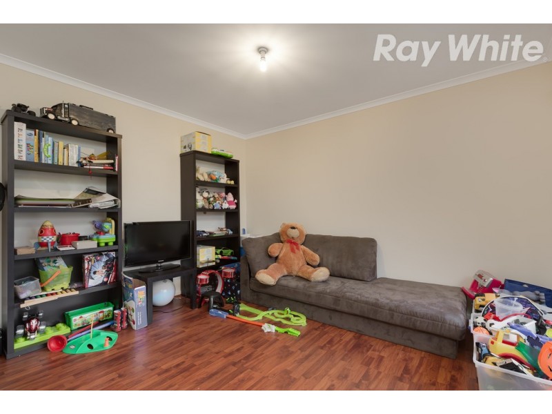 4 Underwood Close, Mill Park VIC 3082
