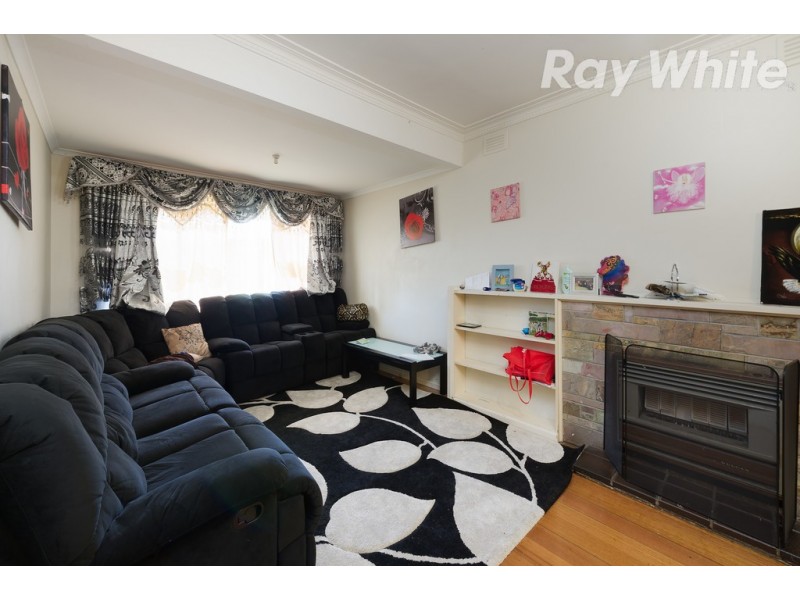 4 Crookston Road, Reservoir VIC 3073