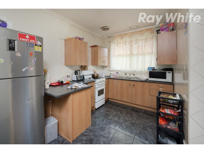 4 Crookston Road, Reservoir VIC 3073