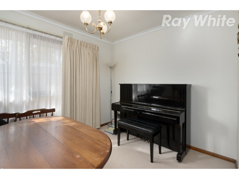 42 Ladd Street, Watsonia VIC 3087