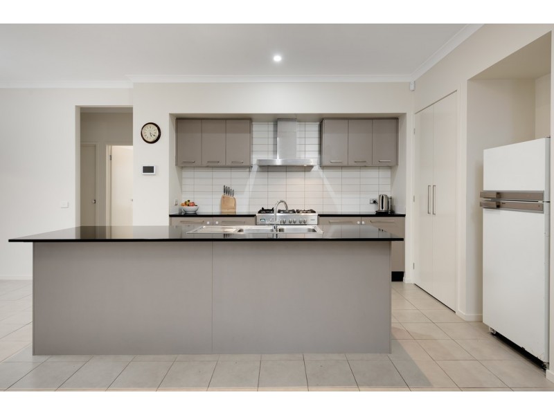 3 Kalatha Street, South Morang VIC 3752