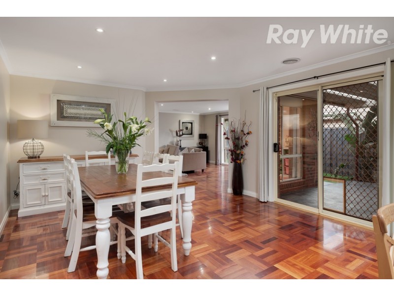 17 Robusta Avenue, Bundoora VIC 3083