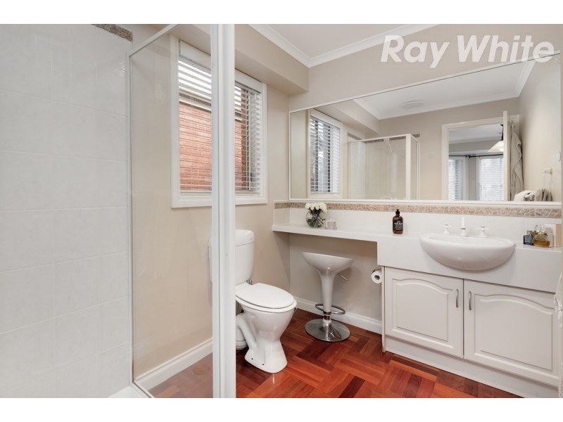 17 Robusta Avenue, Bundoora VIC 3083