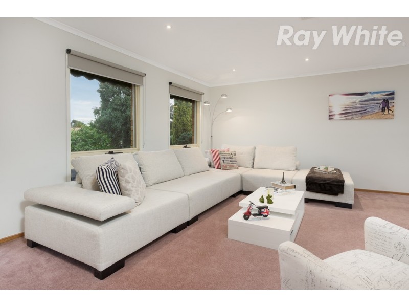 1 Nagle Court, Mill Park VIC 3082