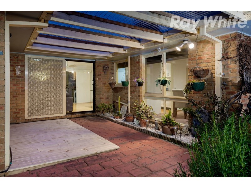 1 Nagle Court, Mill Park VIC 3082