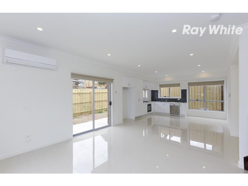 28 McGlynn Avenue, South Morang VIC 3752