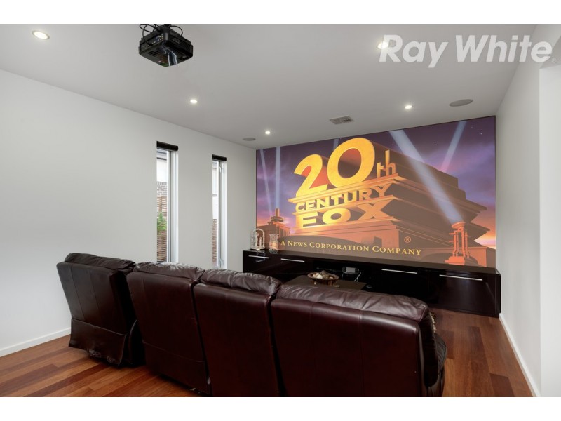 6 Lookout Rise, South Morang VIC 3752