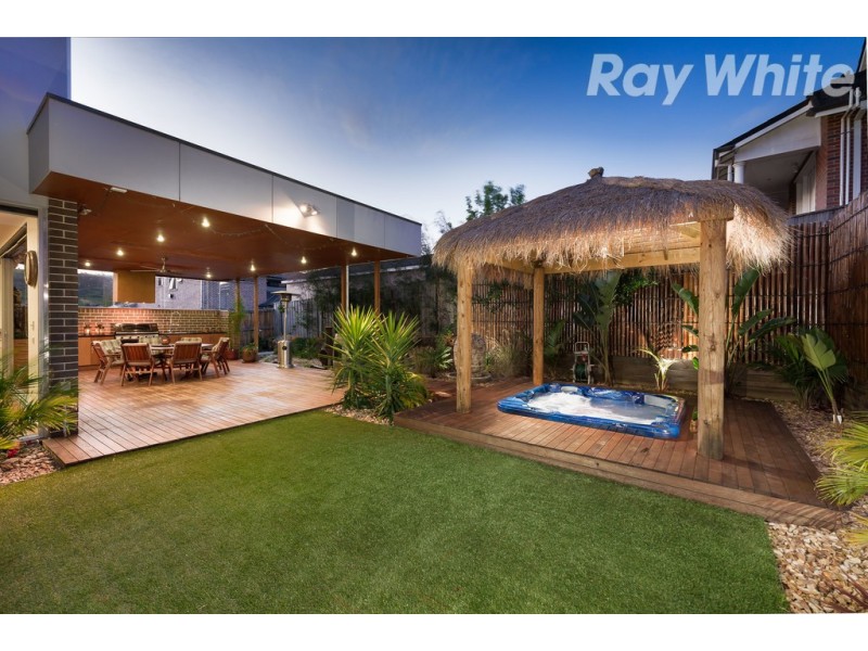 6 Lookout Rise, South Morang VIC 3752