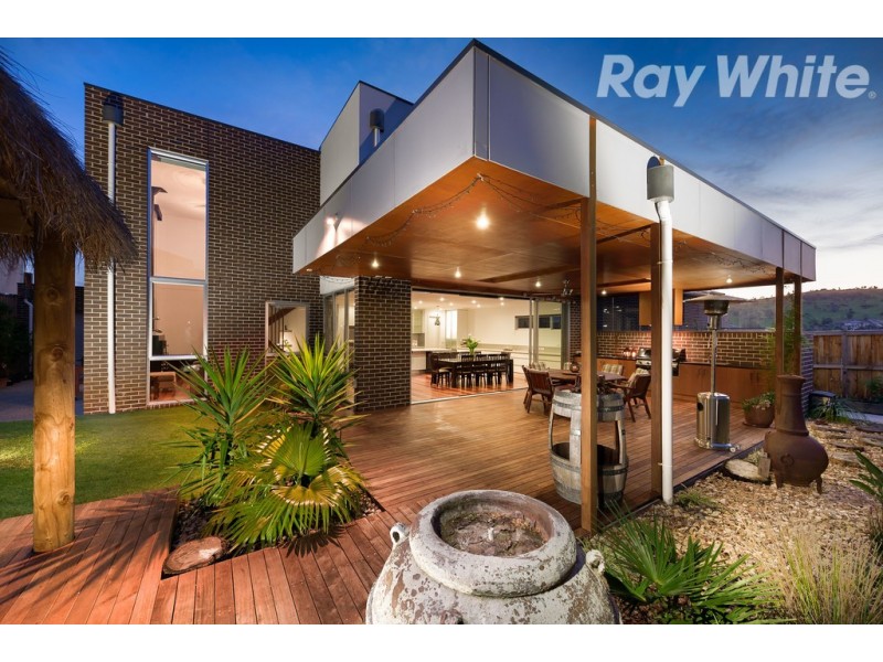 6 Lookout Rise, South Morang VIC 3752