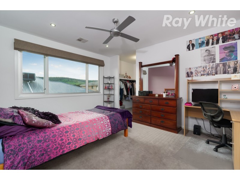 6 Lookout Rise, South Morang VIC 3752