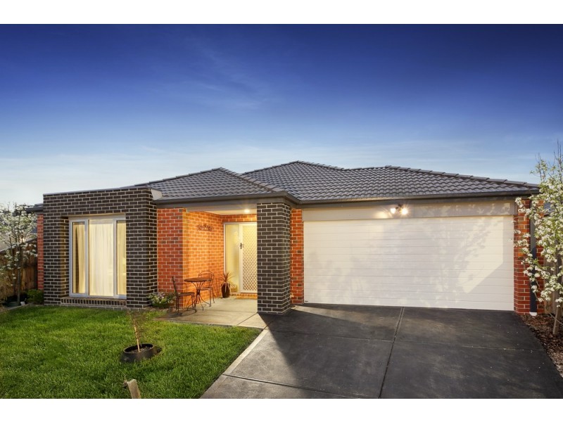 10 Cortona Grange, Mernda VIC 3754