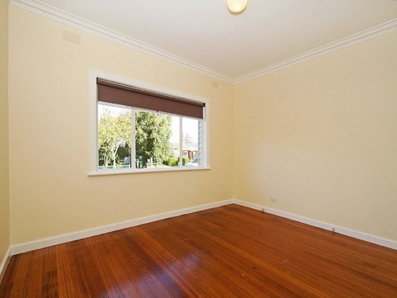 10 Daours Court, Watsonia VIC 3087