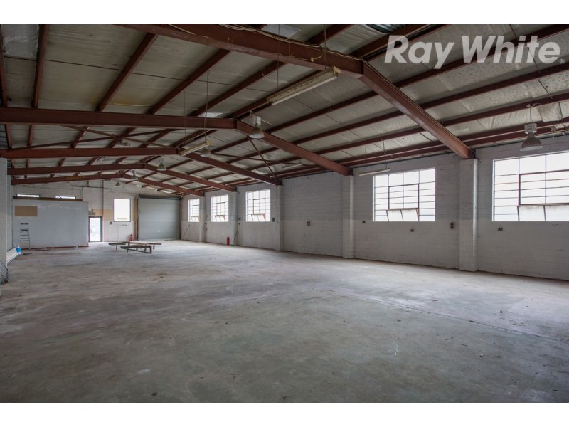 37 Lawson Crescent, Thomastown VIC 3074