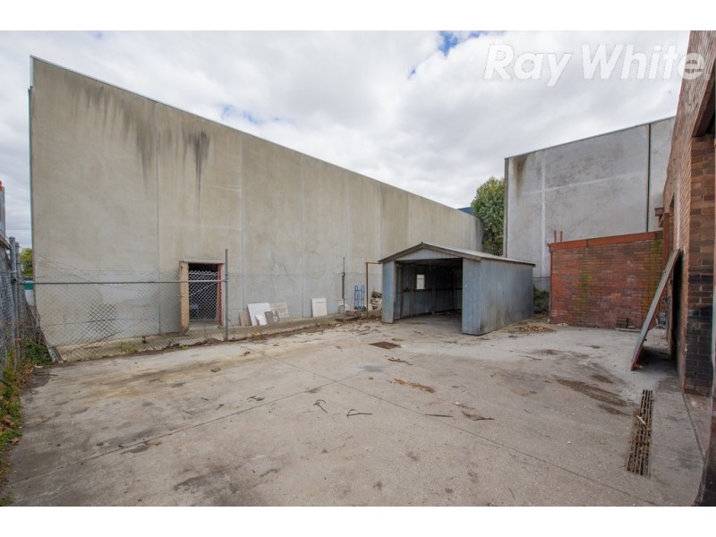 37 Lawson Crescent, Thomastown VIC 3074