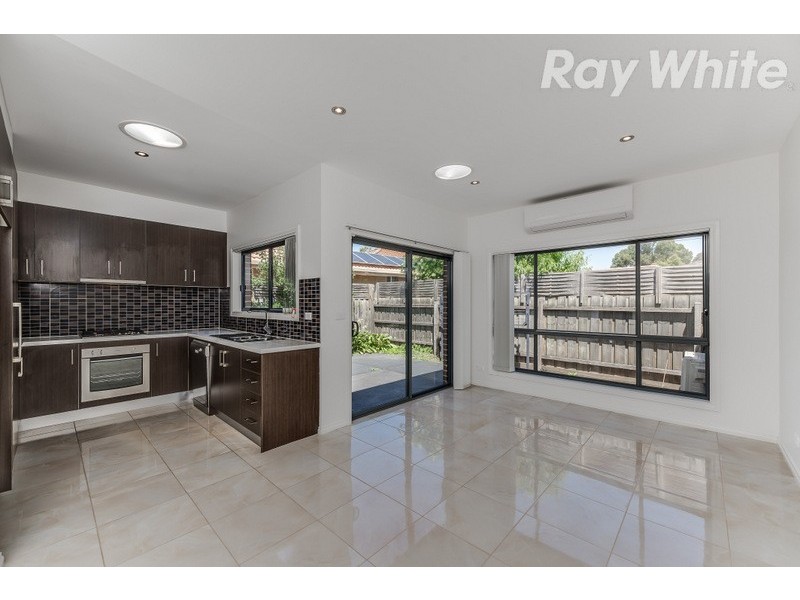 3/7 Pinetree Crescent, Lalor VIC 3075