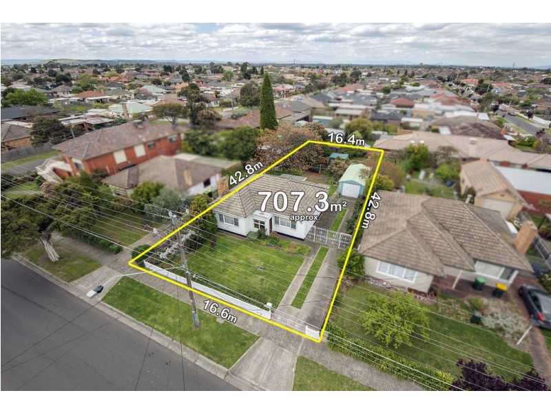 62 Mount View Road, Thomastown VIC 3074